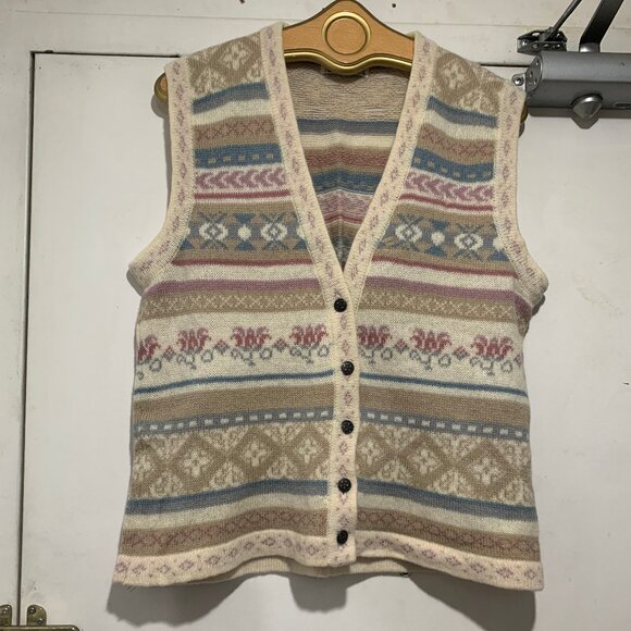 VINTAGE RUNAWAY BAY KNIT WOOL PATTERN VESTS SIZE L - Picture 2 of 8